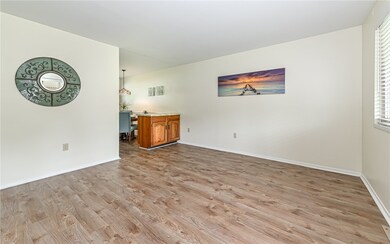 1087 Catherine Dr, Conway, PA 15027 - photo 4