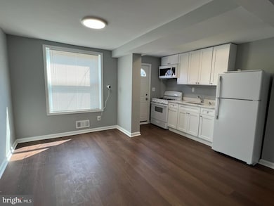 3304 Brendan Ave, Baltimore, MD 21213 - photo 3