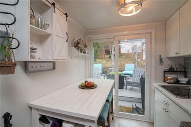 88 Old Post Rd unit F, Westerly, RI 02891 - photo 4