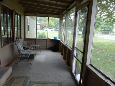 screen front porch