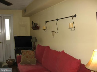 18 W West St, Baltimore, MD 21230 - photo 4