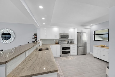 12870 Briarlake 201 Dr unit 201, Palm Beach Gardens, FL 33418 - photo 6