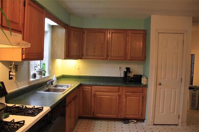 11 Starbird Corner Road. Kitchen...