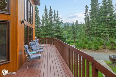 Deck_DMD_5221-SMALL