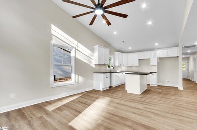 3 C St, Williamston, SC 29697 - photo 5