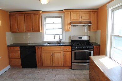 38 School St, Lincoln, NH 03251 - photo 6