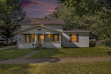 403 E Franklin