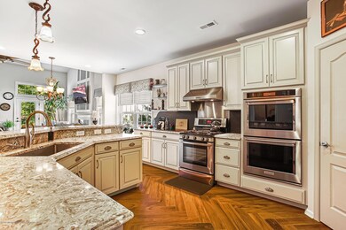 Kitchen 1