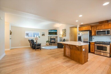 16-3223 Northeast Spring Creek Place-15