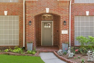 31730 Midlake Park, Conroe, TX 77385 - photo 2