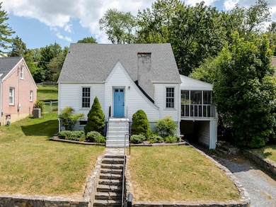 1413 Springhill Rd, Staunton, VA 24401 - photo 2