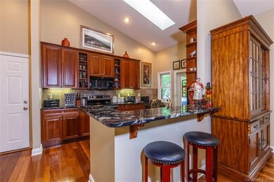 Open Kitchen with Breakfast Bar