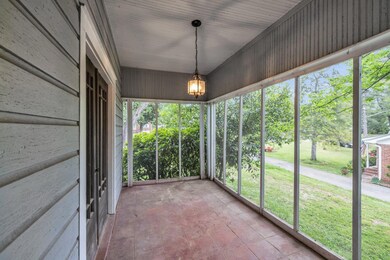 Screened in porch away from the rain