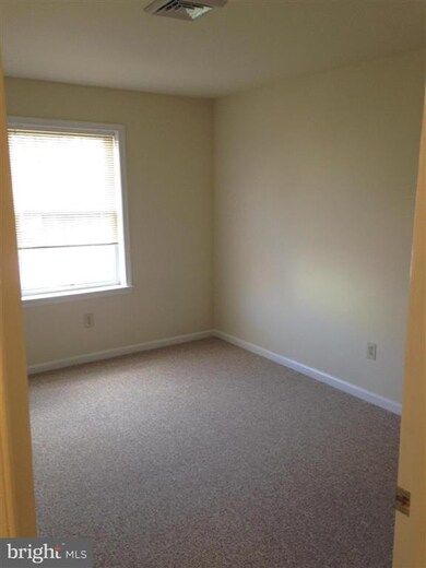 27 Green St unit 4, Souderton, PA 18964 - photo 6