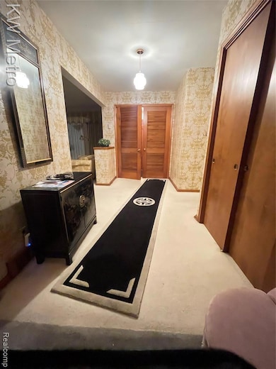 17318 Westover Rd, Southfield, MI 48075 - photo 5