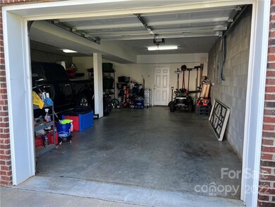 2330 Ellen St, Granite Falls, NC 28630 - photo 6