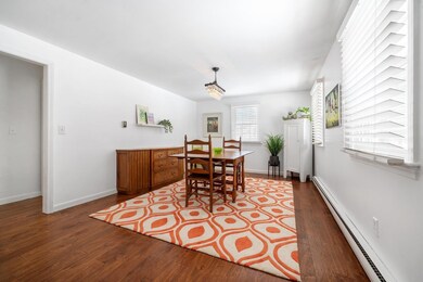 106 Scobie Pond Rd, Derry, NH 03038 - photo 3