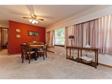 3301 Sue Ln NW, Cedar Rapids, IA 52405 - photo 5