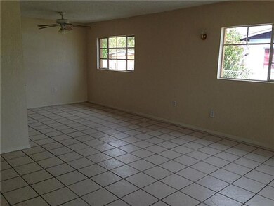 7329 Wilcox Dr, El Paso, TX 79915 - photo 3