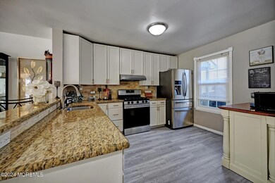 4 Adams Ct unit 1204, East Windsor, NJ 08520 - photo 7