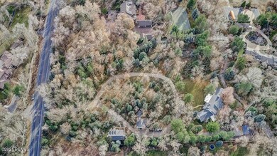 17-South Holladay Blvd-017