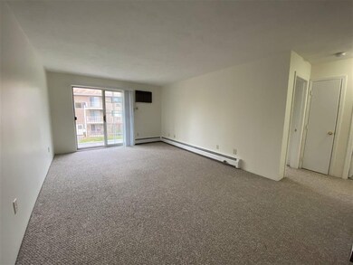 383 Huse Rd unit 26, Manchester, NH 03103 - photo 7