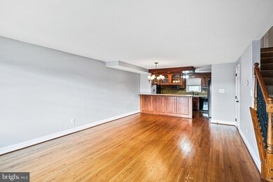 942 Grovehill Rd, Halethorpe, MD 21227 - photo 7