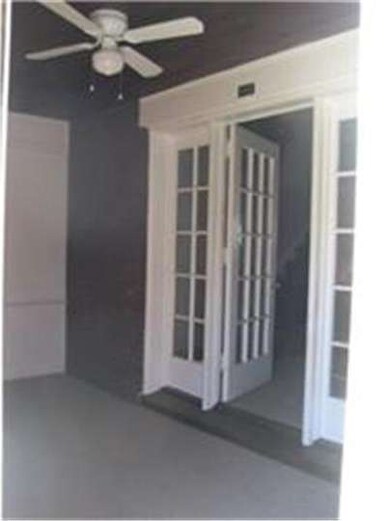 140 Wayne Ave, Darby, PA 19023 - photo 2