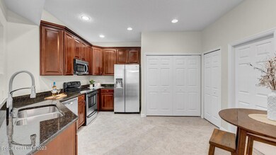 Arden Kitchen 19-web-or-mls-DSC00167