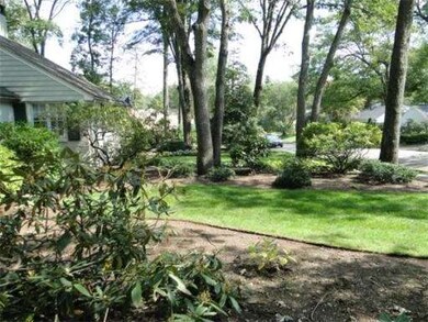 89 Hunting St, North Attleboro, MA 02760 - photo 4