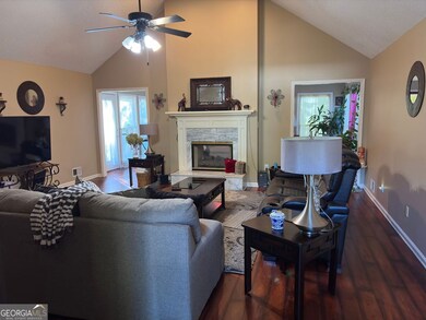 1286 Lake Forest Ln, McDonough, GA 30253 - photo 3