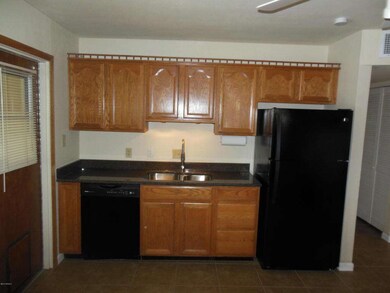 2519 W Orchid Lane