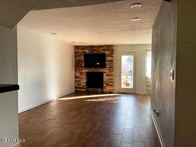 11109 La Quinta Place unit C, El Paso, TX 79936 - photo 3