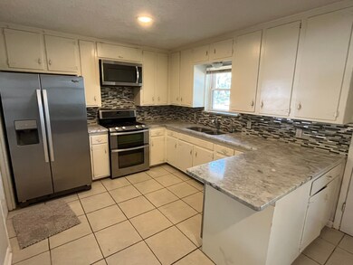 501 Merrill Dr, Bedford, TX 76022 - photo 6