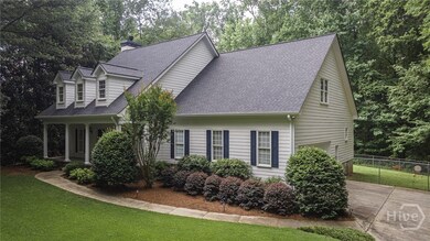 325 Twin Oaks Cir, Bogart, GA 30622 - photo 2