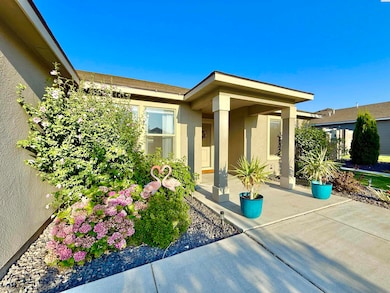 3325 S Mckinley St, Kennewick, WA 99338 - photo 2