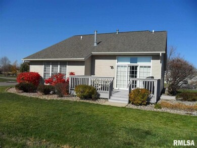 4527 W 14th St, Davenport, IA 52804 - photo 2