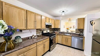 1101 Hickory Ct unit 1101, Monmouth Junction, NJ 08852 - photo 4