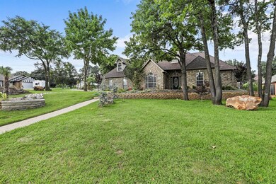 2931 Village Cir, Denison, TX 75020 - photo 2