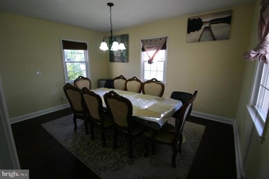706 Montgomery St, Laurel, MD 20707 - photo 6