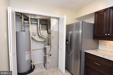 6904 Flagstaff St, Hyattsville, MD 20785 - photo 6