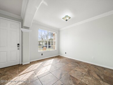 06-Living Room