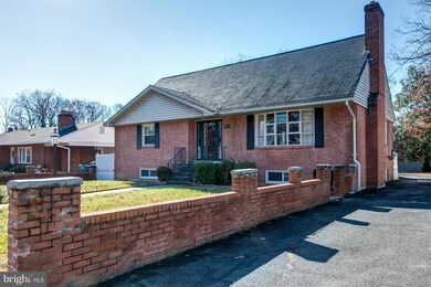 5111 Wheeler Rd, Oxon Hill, MD 20745 - photo 2