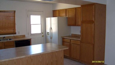 7304 W Vogel 010