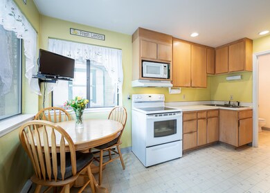 60896 Mcmullin Dr, Bend, OR 97702 - photo 7