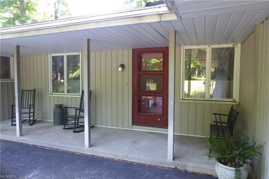 Quaint Front Porch Entry ...