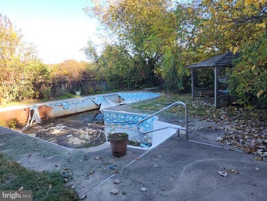 1107 Gladway Rd, Middle River, MD 21220 - photo 7