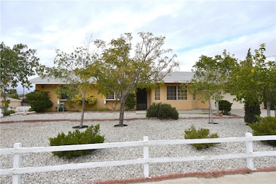 14418 Crest Dr, Victorville, CA 92395 - photo 4