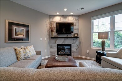 12591 Broadmoor Ct S, Fishers, IN 46037 - photo 6