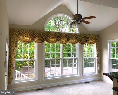 10 Turning Leaf Ct, Rosedale, MD 21237 - photo 3